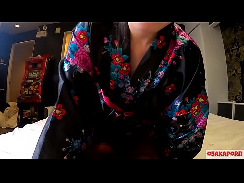 ❤️ Ung cosplay pige elsker sex til orgasme med en sprøjte i en hestepige og et blowjob. Asiatisk pige med behåret fisse og smukke bryster i traditionel japansk kostume i amatørvideo, der viser onani med fucklegetøj. Sakura 3 OSAKAPORN. ️ Sex video at da.porno24-7.ru ️❤